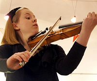 Maria Wehrmeyer mit Violine